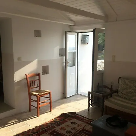 Heledoni House